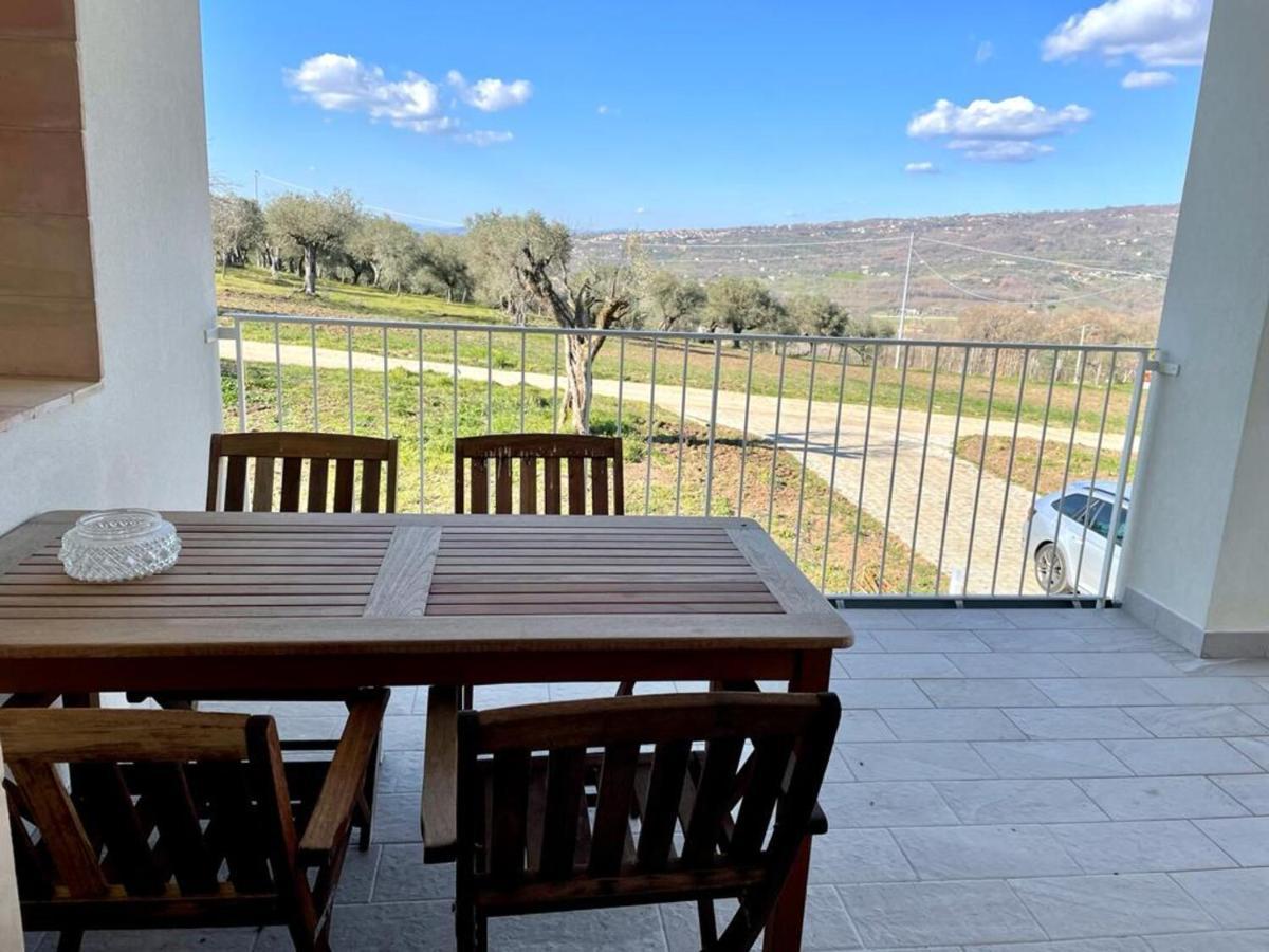 Agriturismo Le Masciare Paternopoli Kültér fotó